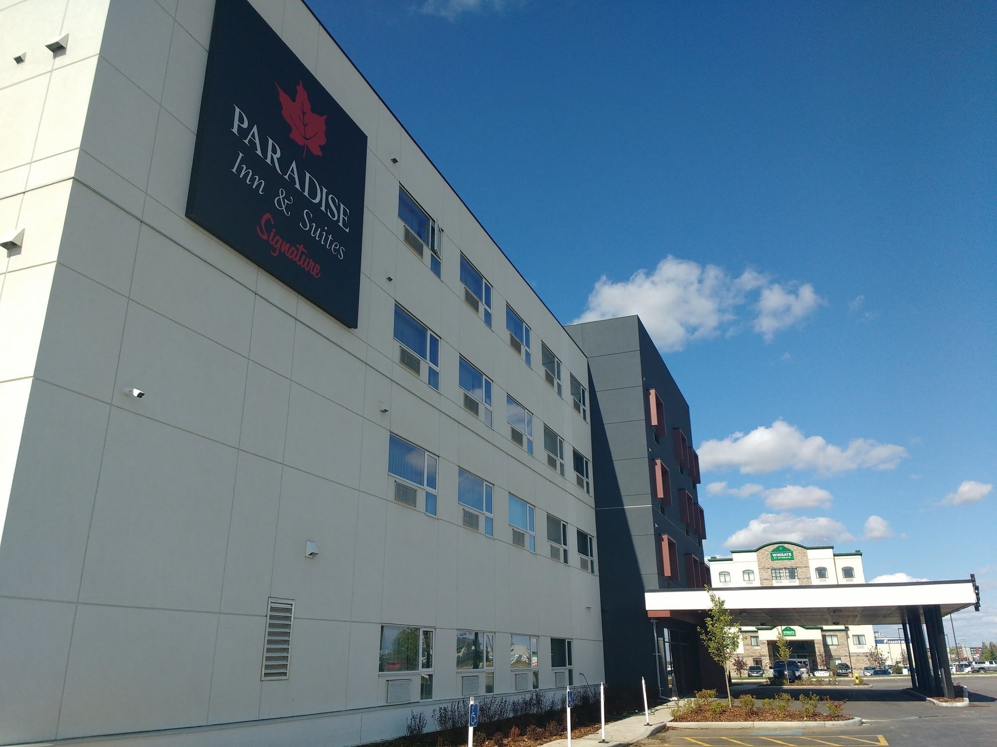 Park Inn By Radisson Edmonton Airport Leduc Exterior photo